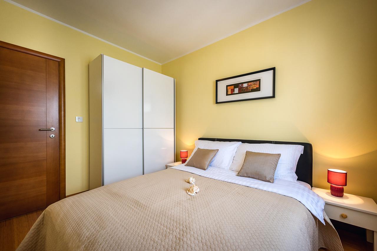 Santorini Apart Hotel Krasići Esterno foto