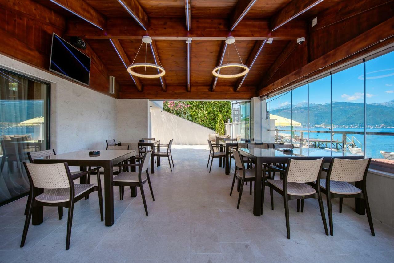 Santorini Apart Hotel Krasići Esterno foto